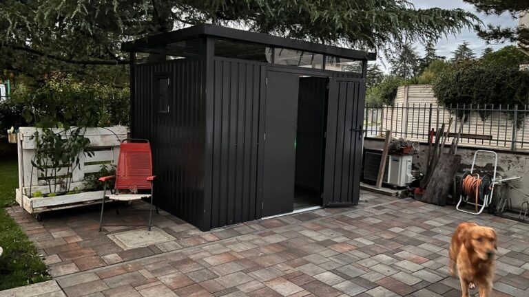 Abri de jardin en acier galvanisé Kosto gris foncé 6,76m² + kit d'ancrage - X-Métal