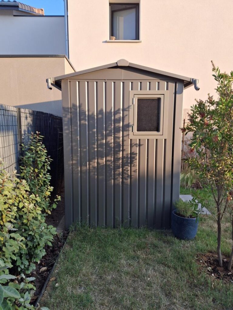 Abri de jardin en acier galvanisé Roka 4,08m² + kit d'ancrage - X-Métal