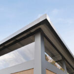Abri de jardin en bois composite 19,2mm aspect bois 7,71m² GORDON skylight - Woodlife Garden