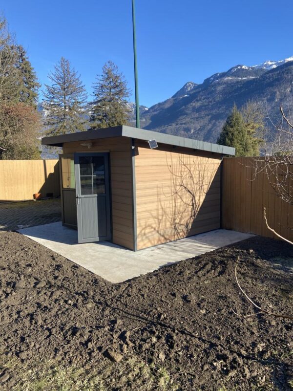 Abri de jardin en bois composite 28mm aspect bois vieilli 9m² PREMIUM toit plat - Woodlife Garden