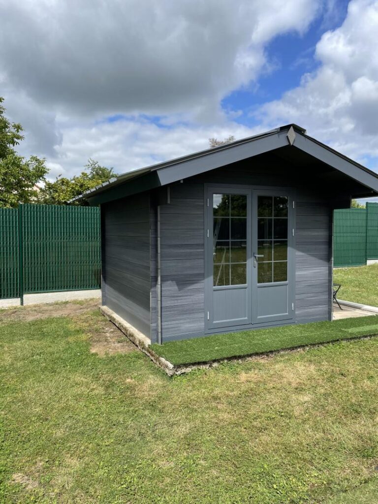 Abri de jardin en bois composite 28mm gris foncé 9m² double porte alu et double vitrage - Woodlife Garden