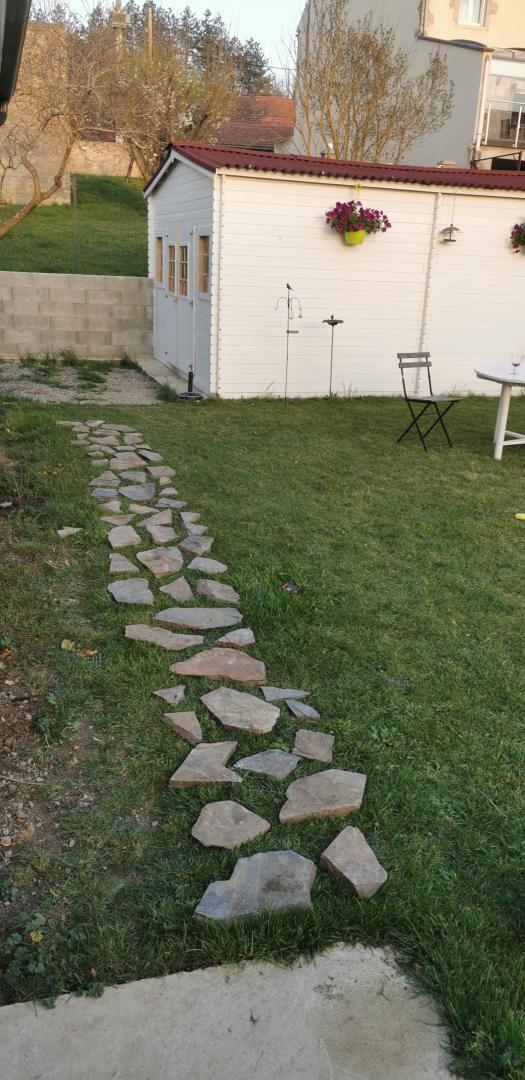 Abri de jardin en bois massif 20m² – madriers 28mm - Habrita