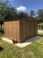 Abri de jardin en métal imitation bois 7,80m² - DURAMAX + kit d'ancrage