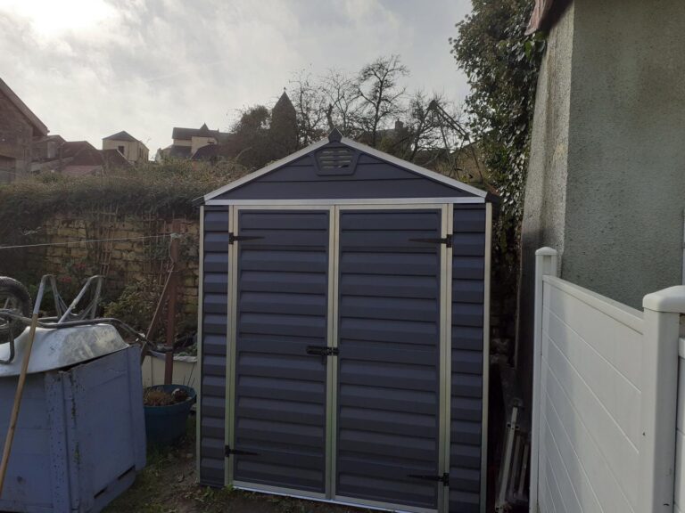 Abri de jardin en polycarbonate 3,97m² Skylight Midnight Grey - Palram - Canopia
