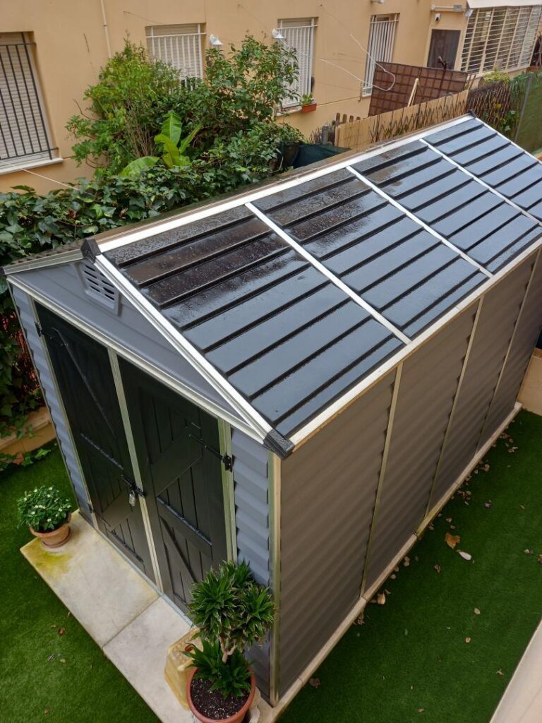 Abri de jardin en polycarbonate 5,28m² Skylight Deco - Palram - Canopia