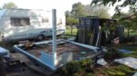 Abri de jardin en PVC 11,2m² DECO gris clair et blanc Grosfillex + Kit ancrage offert
