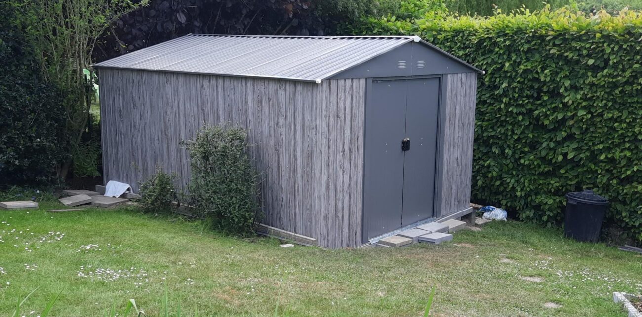 Abri de jardin métal 11m² WoodTouch beige + kit d'ancrage X-METAL