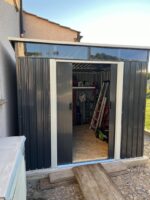 Abri de jardin métal 6,67m² Skylight anthracite + kit d'ancrage X-METAL