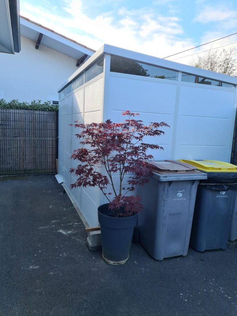 Abri de jardin modulaire isolé 4x2m blanc - plancher inclus - Everbox