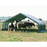 Abri pour animaux démontable 40,9m² en acier et polyéthylène vert – Shelter Logic